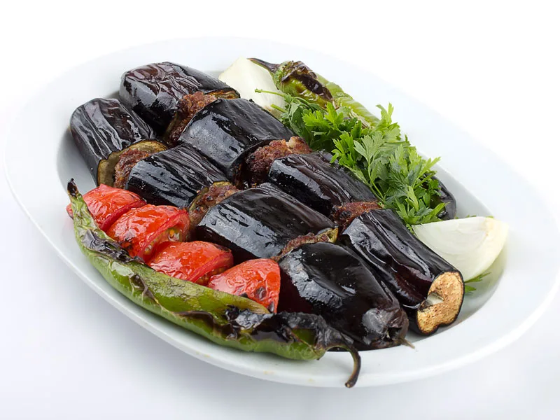 1,5 Porsiyon Patlıcanlı Kebap