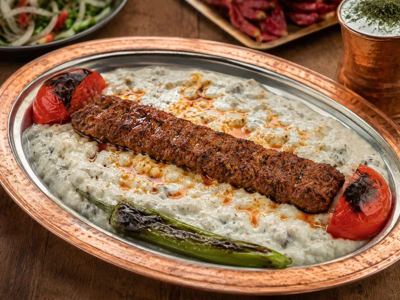 1,5 Porsiyon Alinazik Kebaptan